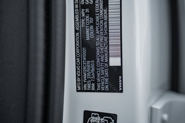 New 2026 Volvo XC60 B5 Plus w/ Protection Package Premier image 39