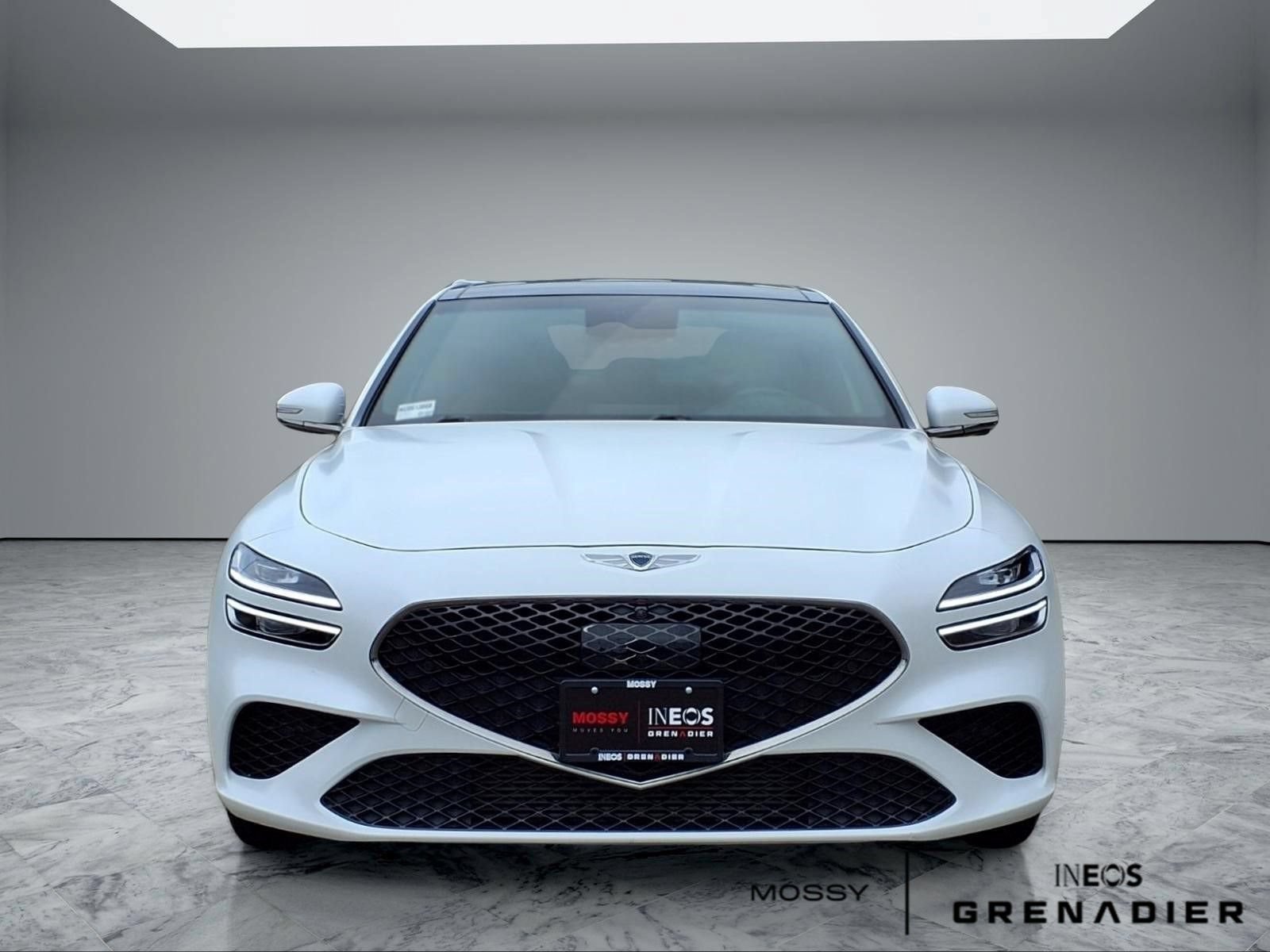 Used 2022 Genesis G70 3.3T Launch Edition RWD image 3