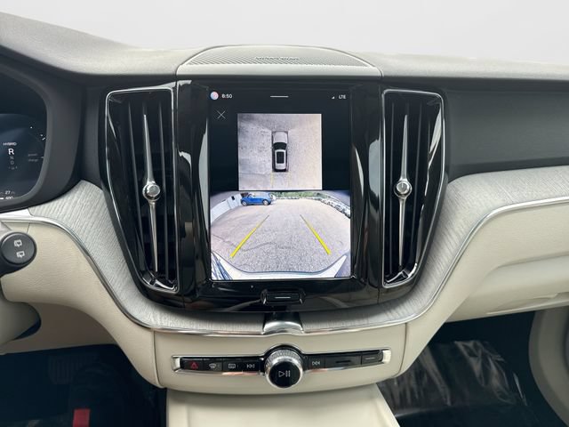 Certified 2025 Volvo XC60 T8 Plus w/ Protection Package Premier AWD/4WD image 27