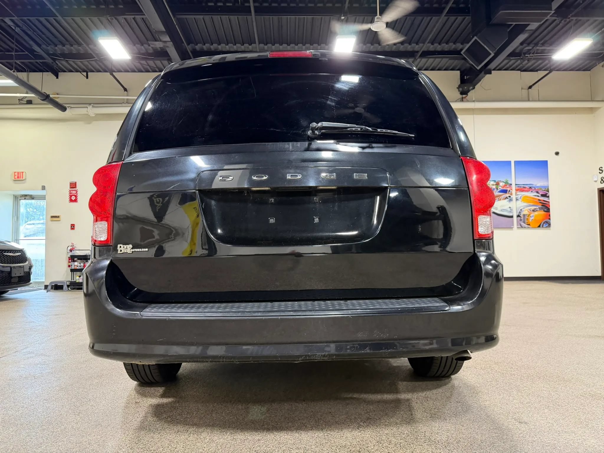 Used 2016 Dodge Grand Caravan SE FWD image 18