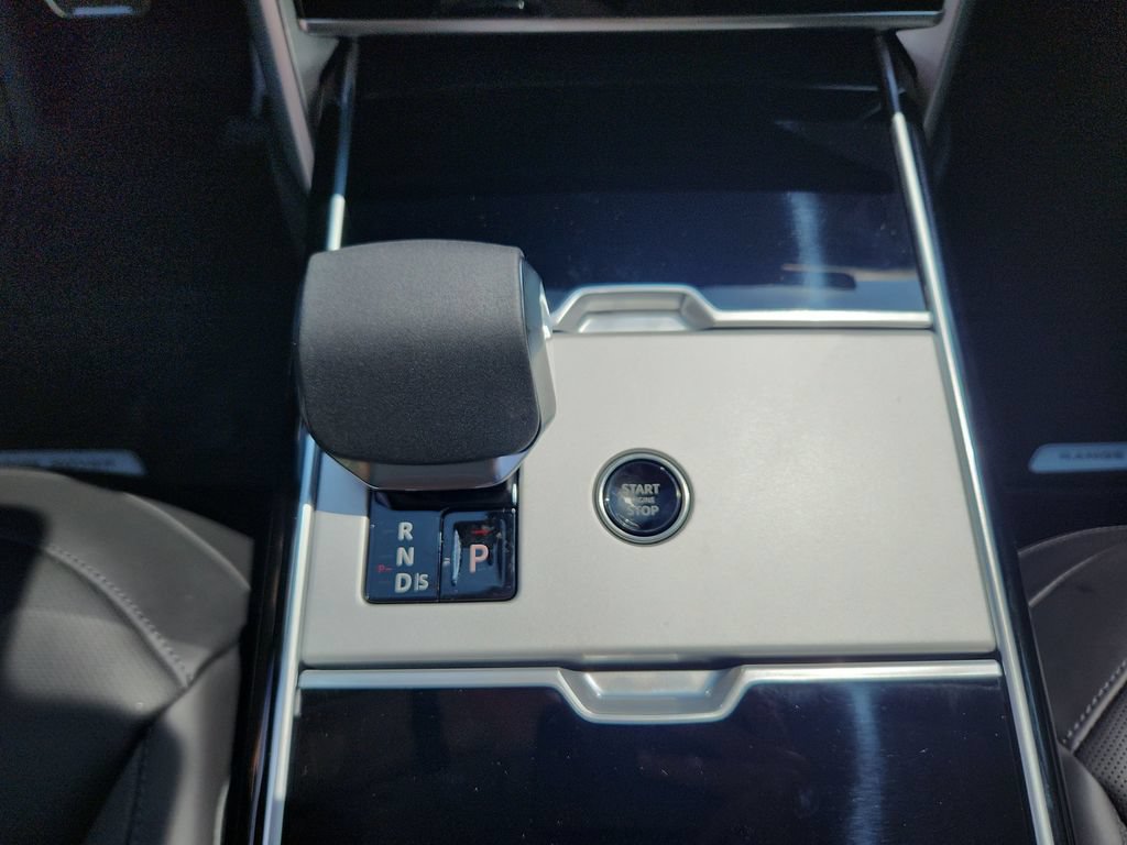 New 2026 Land Rover Range Rover SE AWD/4WD image 16