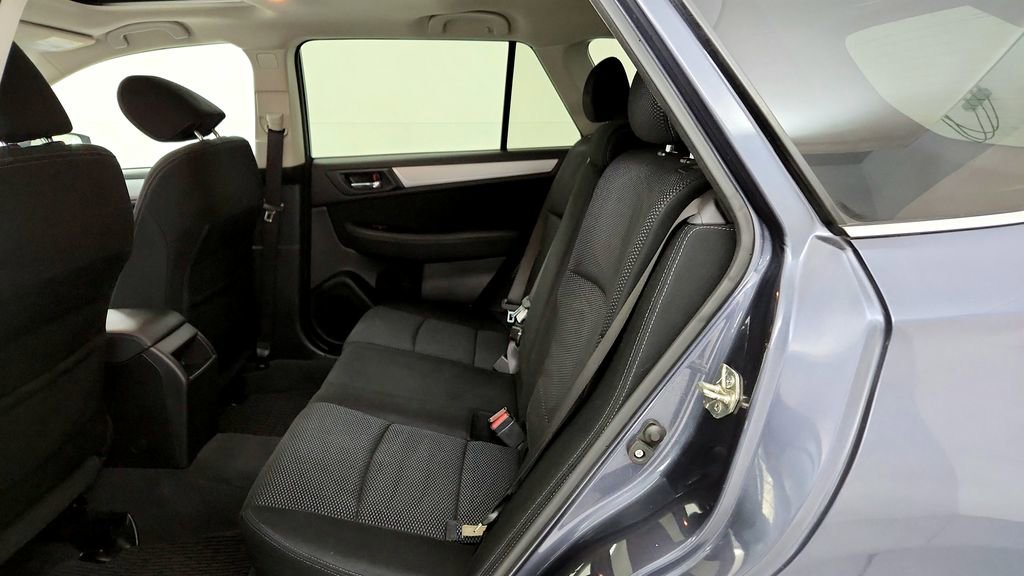Used 2017 Subaru Outback 2.5i Premium AWD/4WD image 22