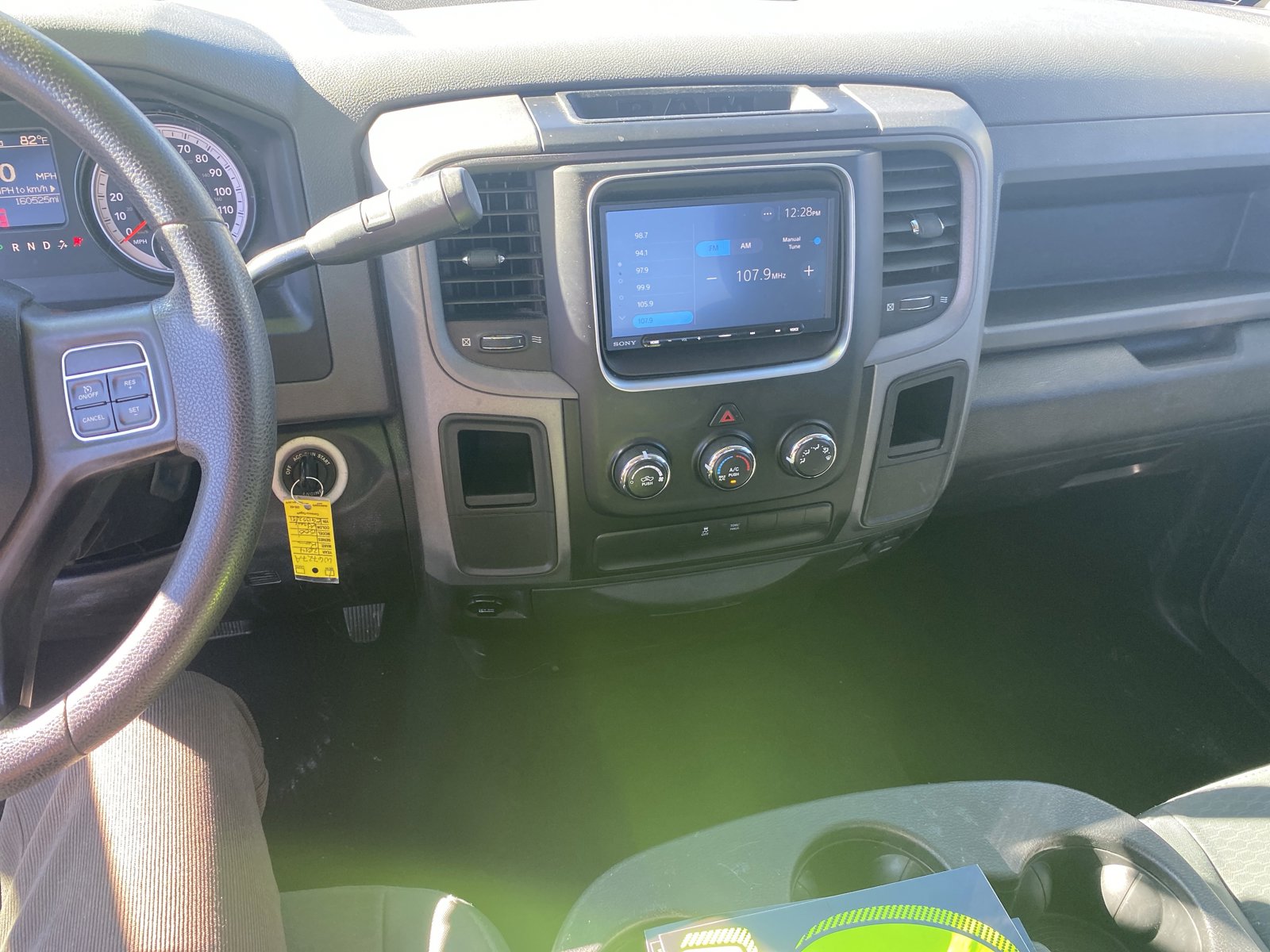 Used 2014 RAM 1500 Express image 17