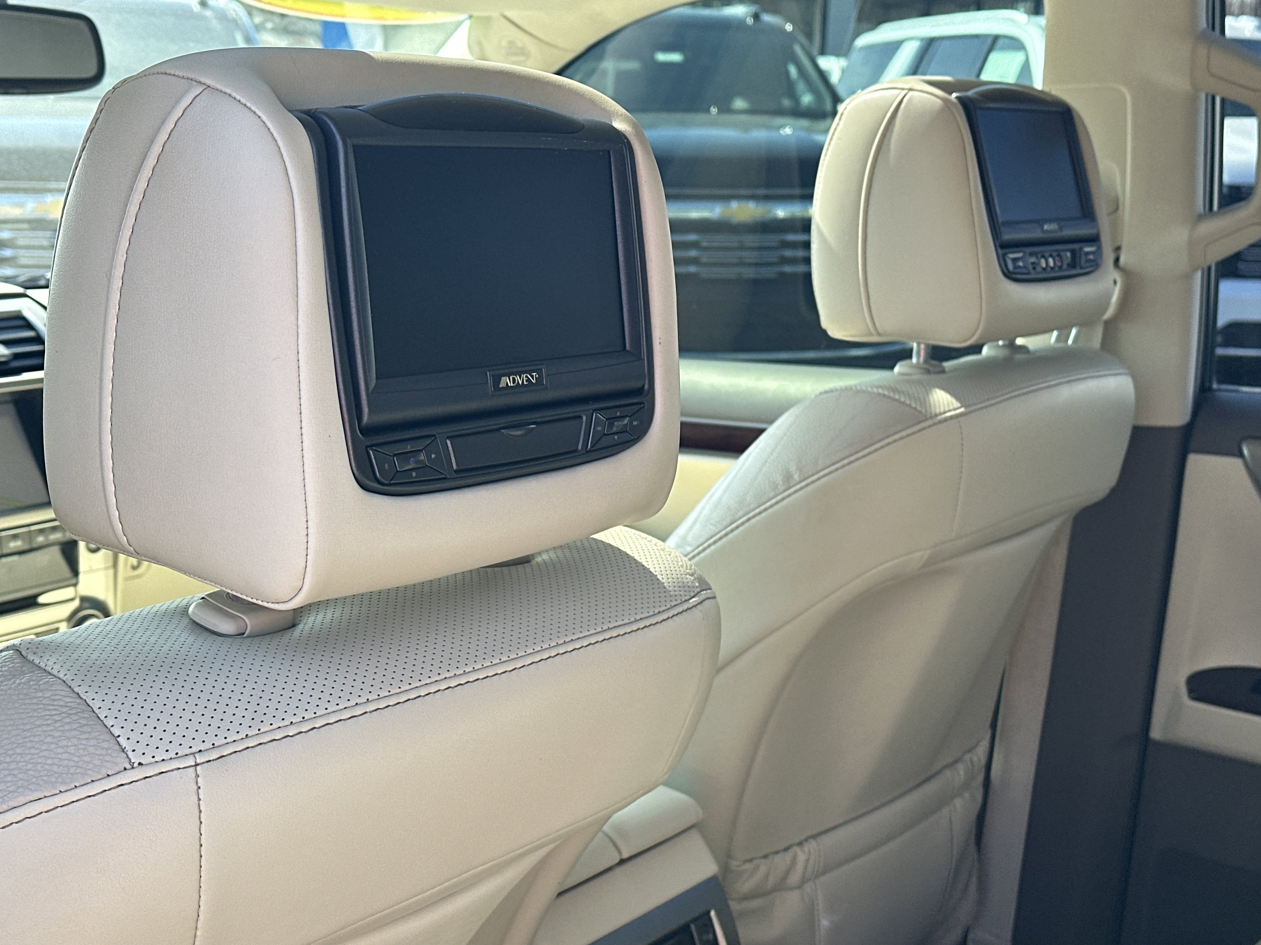 Used 2016 Lexus GX 460 w/ Premium Package image 23