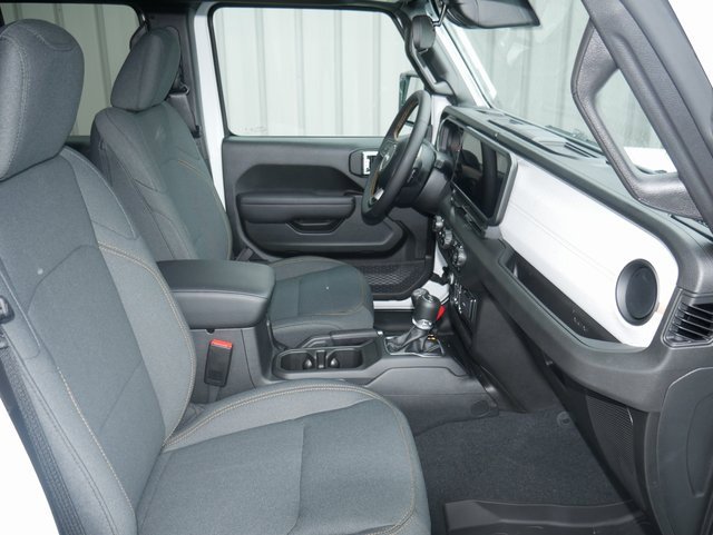 Used 2024 Jeep Wrangler Sport S image 27