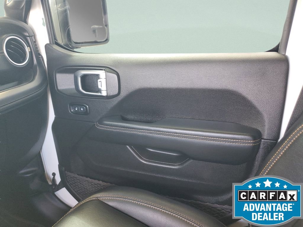 Used 2024 Jeep Wrangler Sahara w/ Technology Group image 17