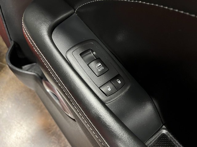 Used 2016 Dodge Challenger R/T Scat Pack image 24