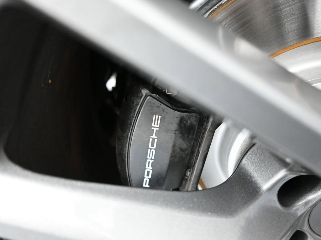Used 2024 Porsche Macan Turbo image 51