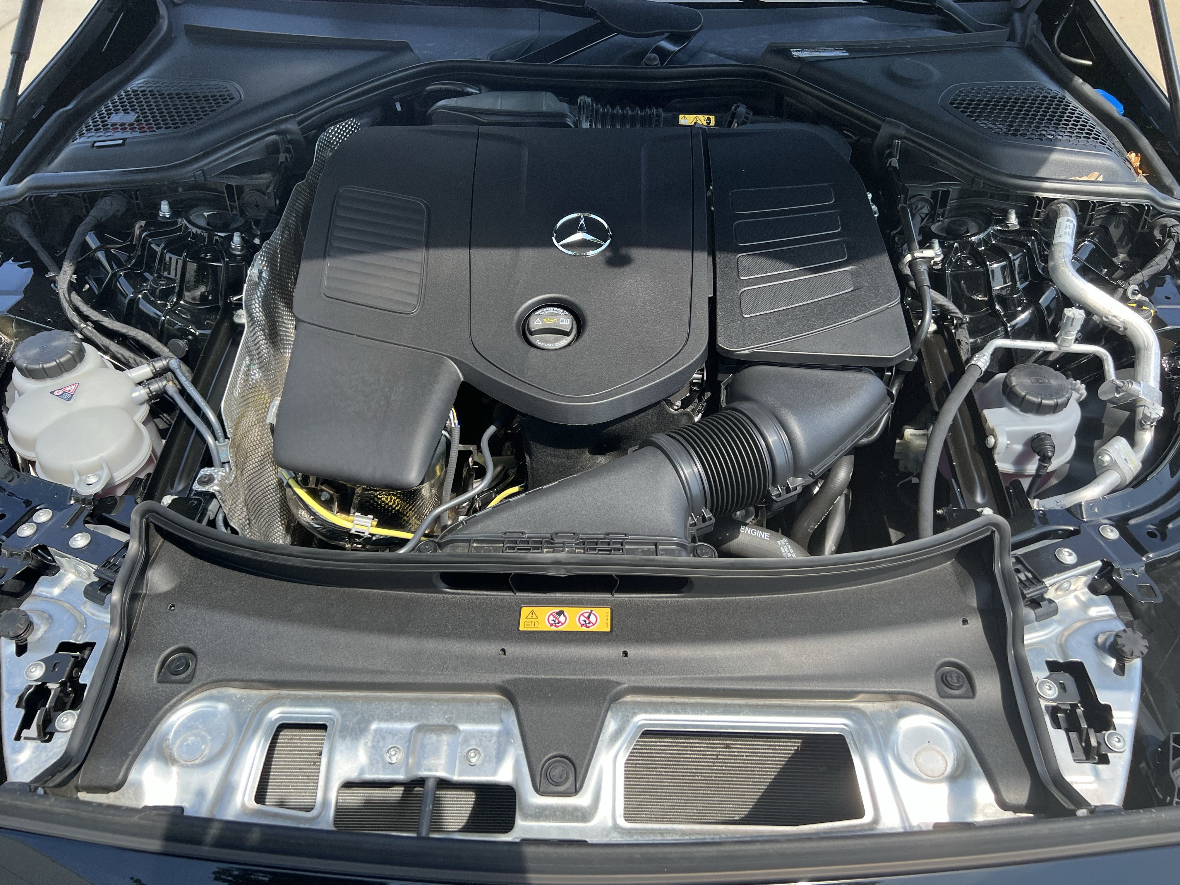 Used 2025 Mercedes-Benz E 350 4MATIC Sedan image 36