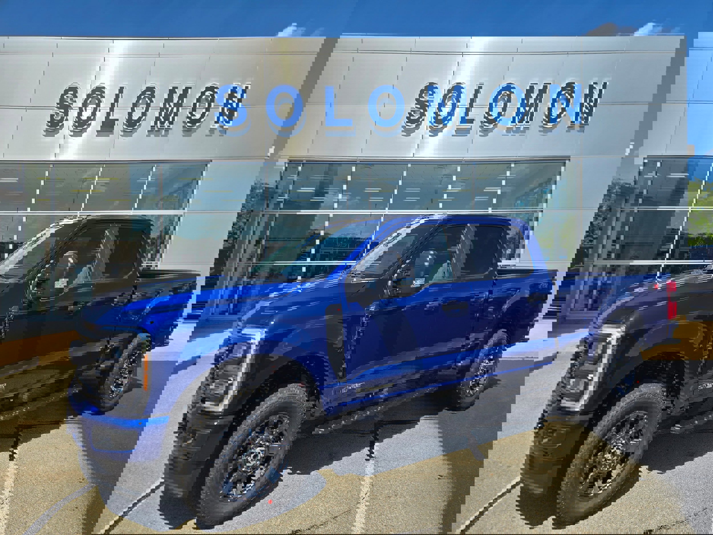 New 2026 Ford F250 4x4 Crew Cab Super Duty image 1