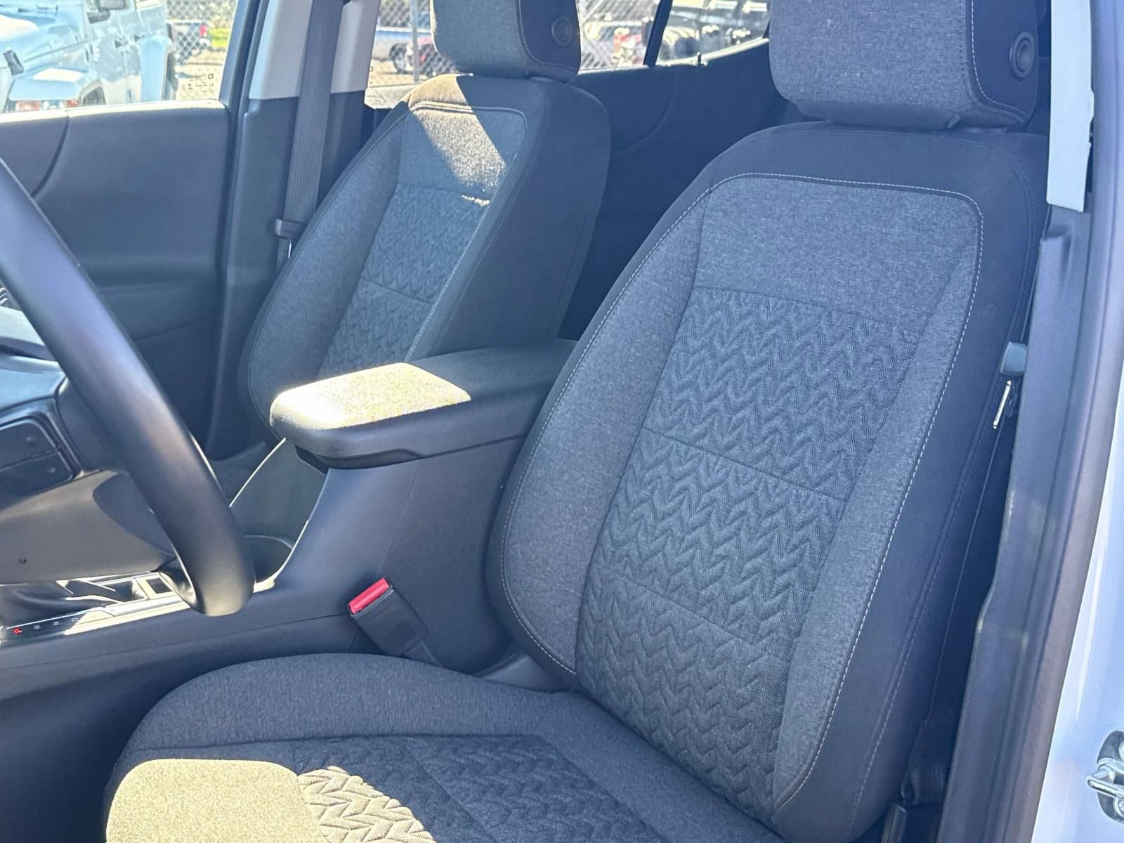 Used 2024 Chevrolet Equinox LT image 11