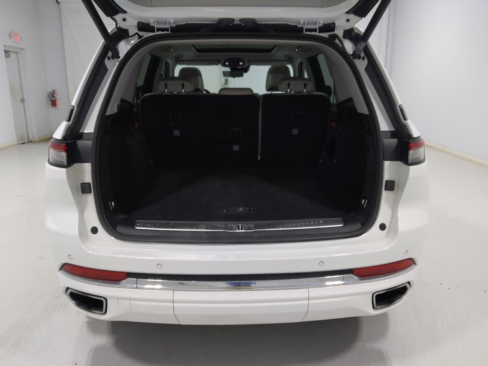Used 2022 Jeep Grand Cherokee Overland w/ Advanced Protech Group III AWD/4WD image 29
