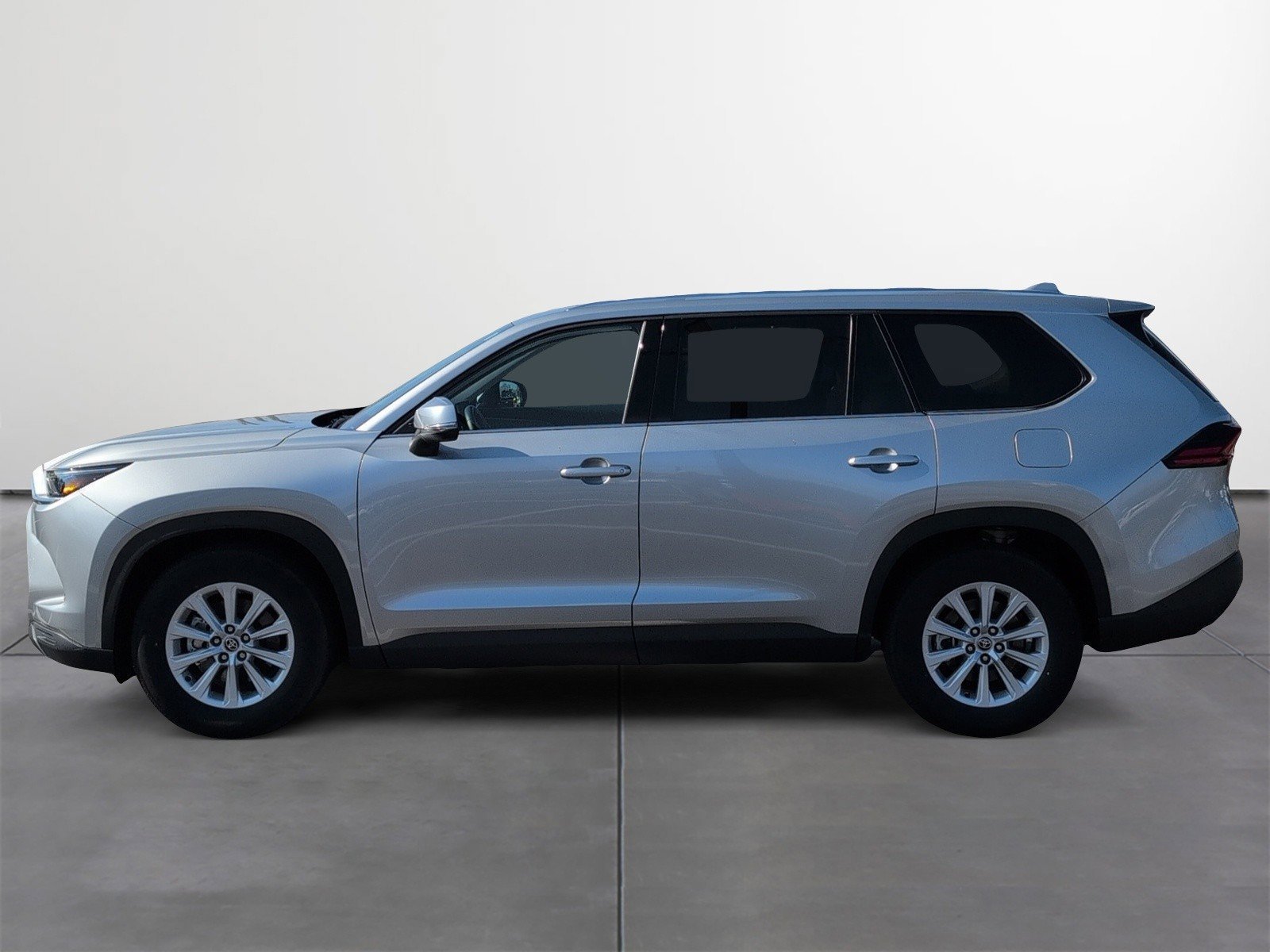 Used 2025 Toyota Grand Highlander XLE image 3