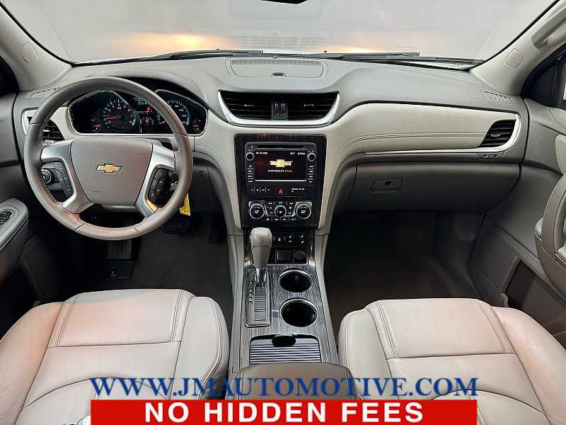 Used 2017 Chevrolet Traverse LT image 11