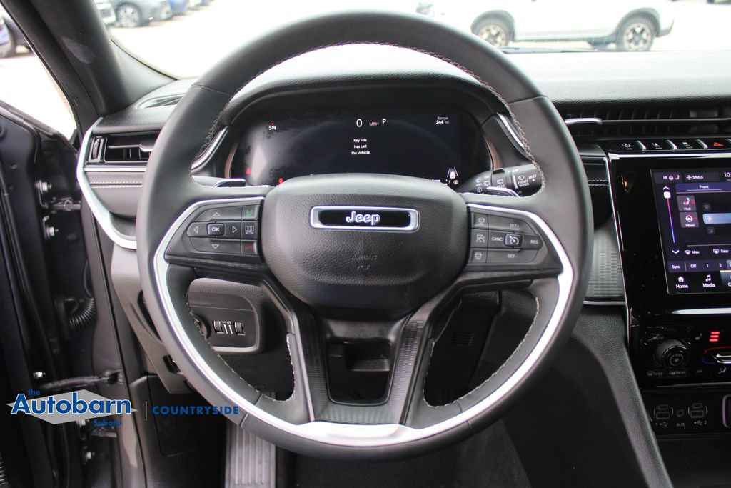 Used 2024 Jeep Grand Cherokee L Laredo AWD/4WD image 12