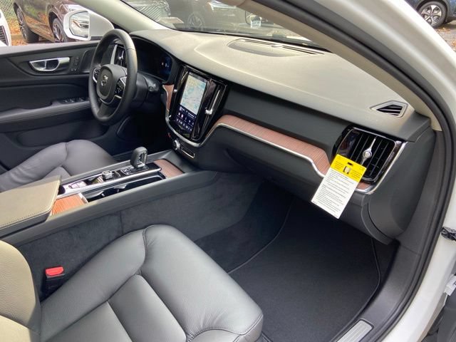 New 2026 Volvo V60 B5 Cross Country Plus w/ Climate Package AWD/4WD image 17