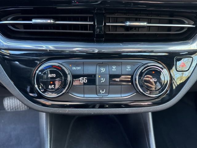 Used 2025 Buick Envista Sport Touring image 18