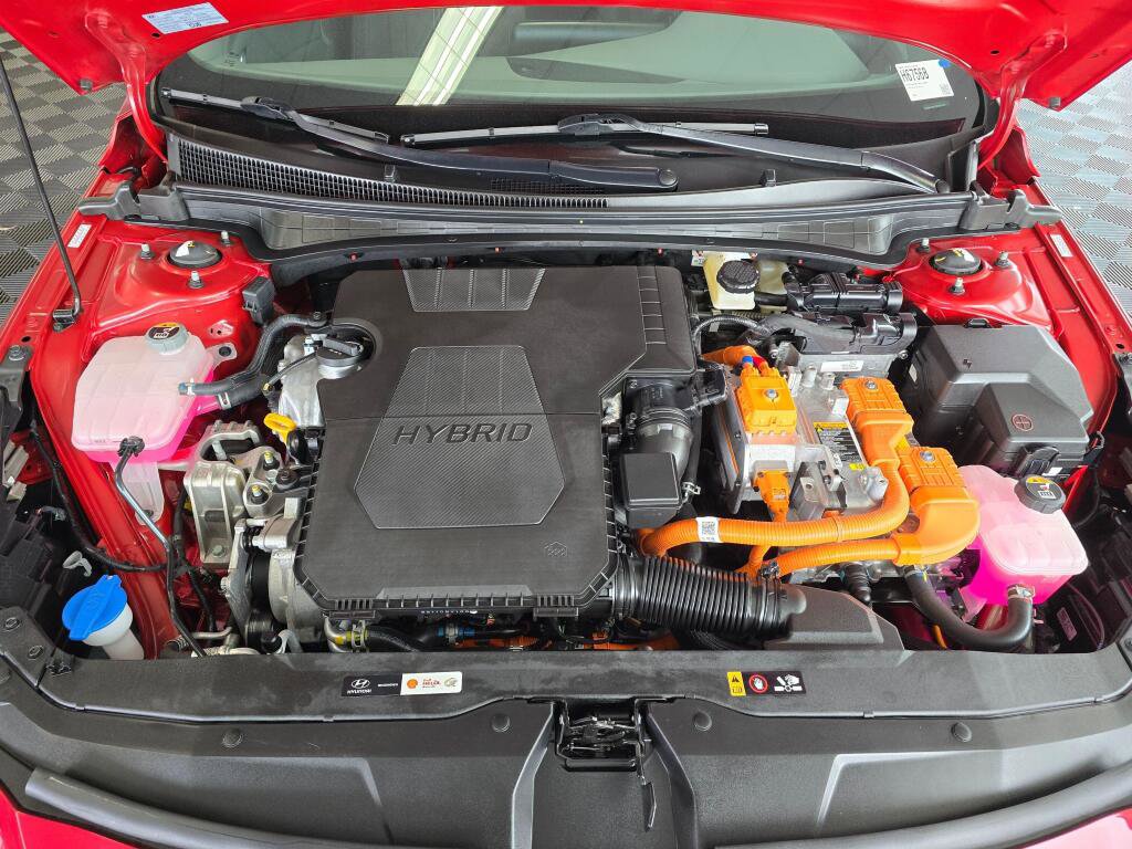 Used 2023 Hyundai Elantra Blue FWD image 9