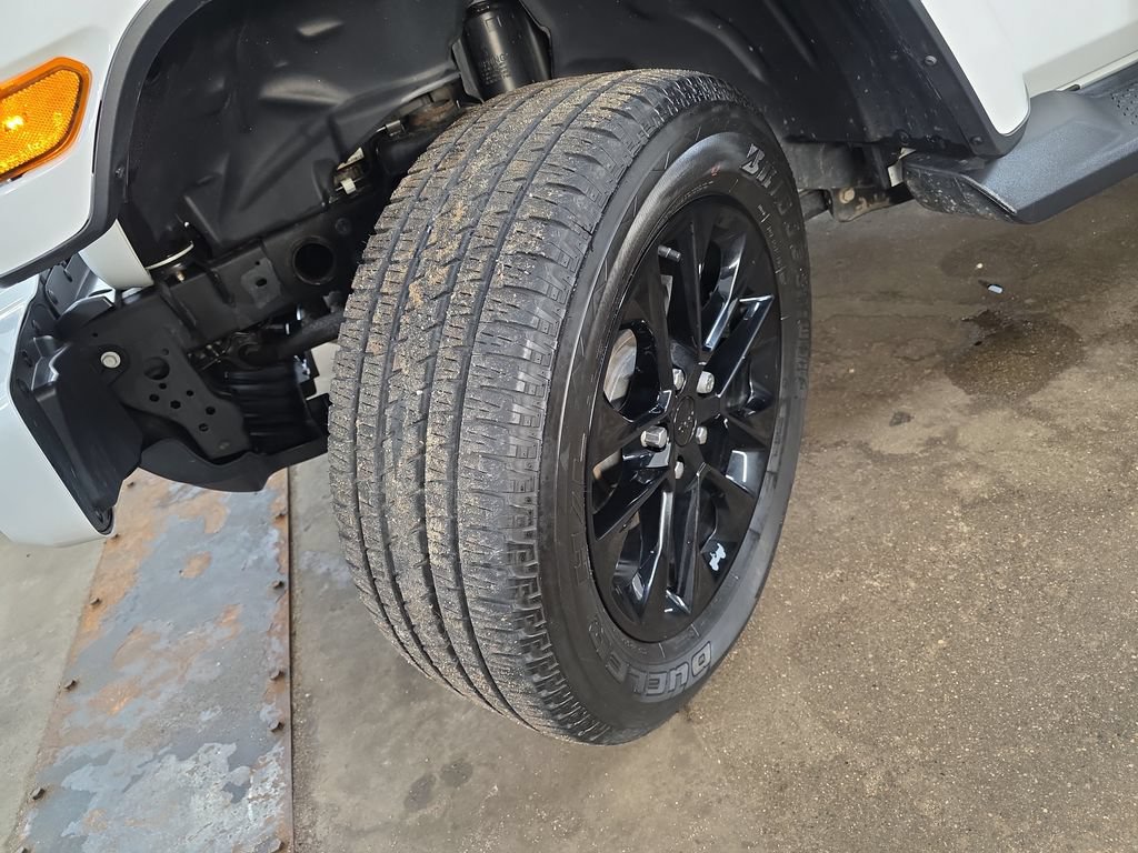 Used 2021 Jeep Wrangler Unlimited Sahara AWD/4WD image 31