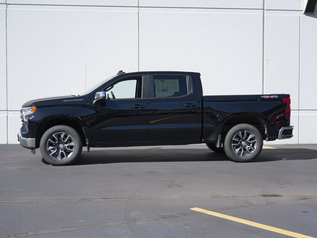 Certified 2023 Chevrolet Silverado 1500 LT w/ Convenience Package II AWD/4WD image 6