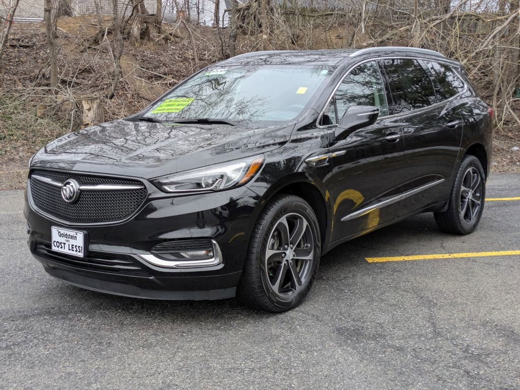 Used 2020 Buick Enclave Essence w/ Sport Touring Edition image 3