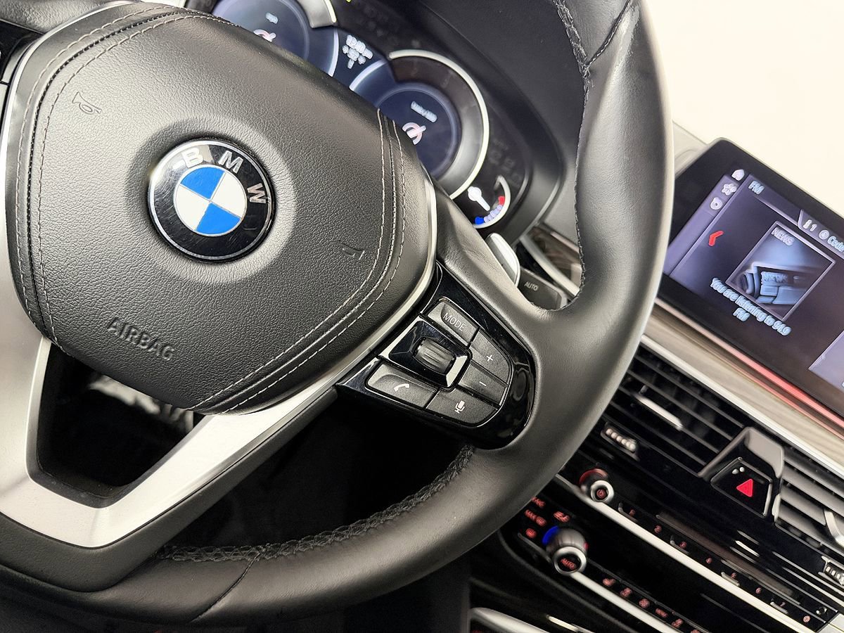 Used 2017 BMW 540i RWD image 57