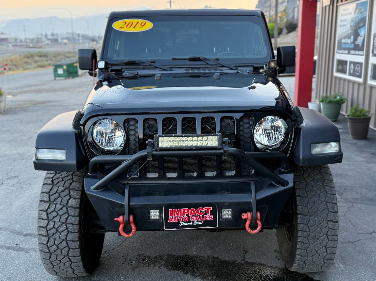 Used 2020 Jeep Gladiator Sport w/ Technology Group image 11