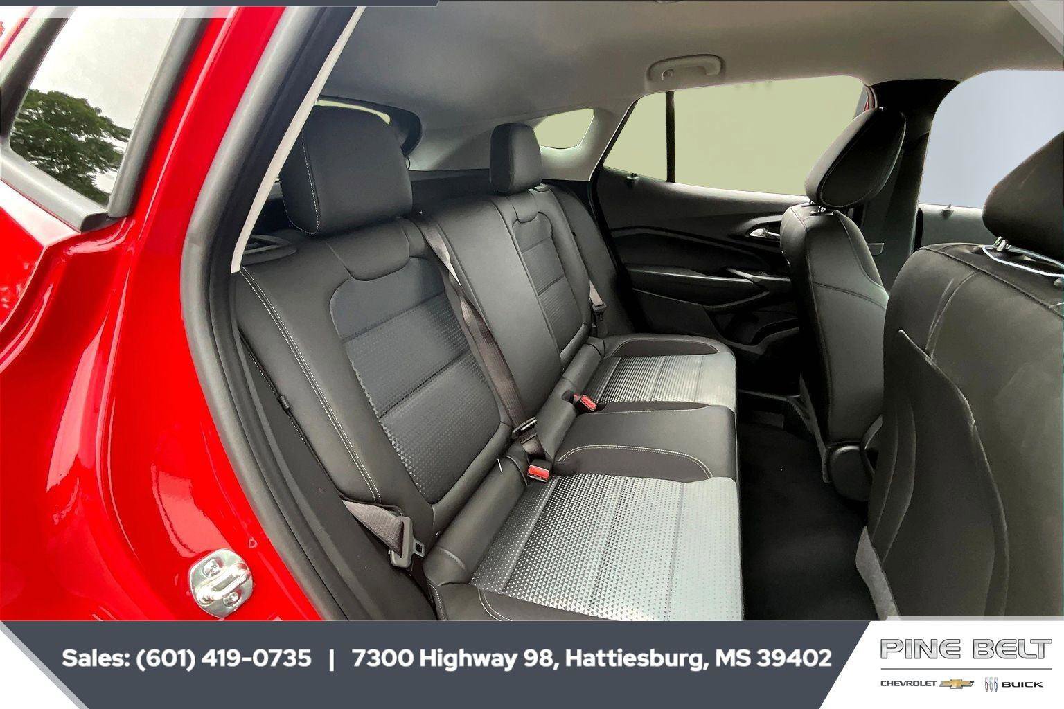 New 2026 Chevrolet Trax LT w/ LT Convenience Package FWD image 20