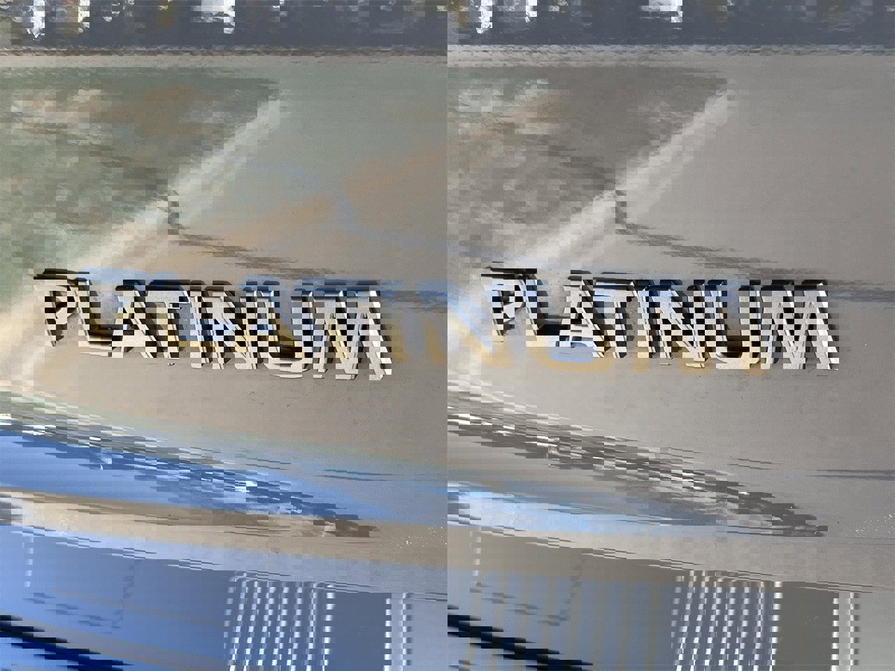 Certified 2025 Nissan Rogue Platinum image 6