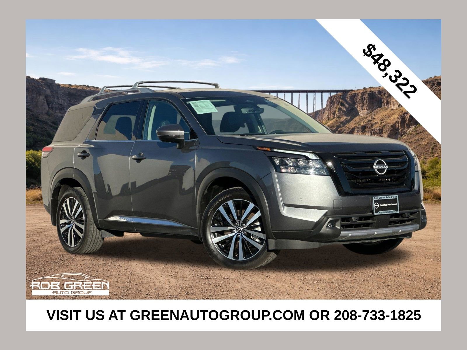 Used 2025 Nissan Pathfinder Platinum image 1