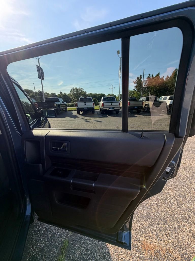 Used 2018 Ford Flex SEL w/ Equipment Group 202A FWD image 20