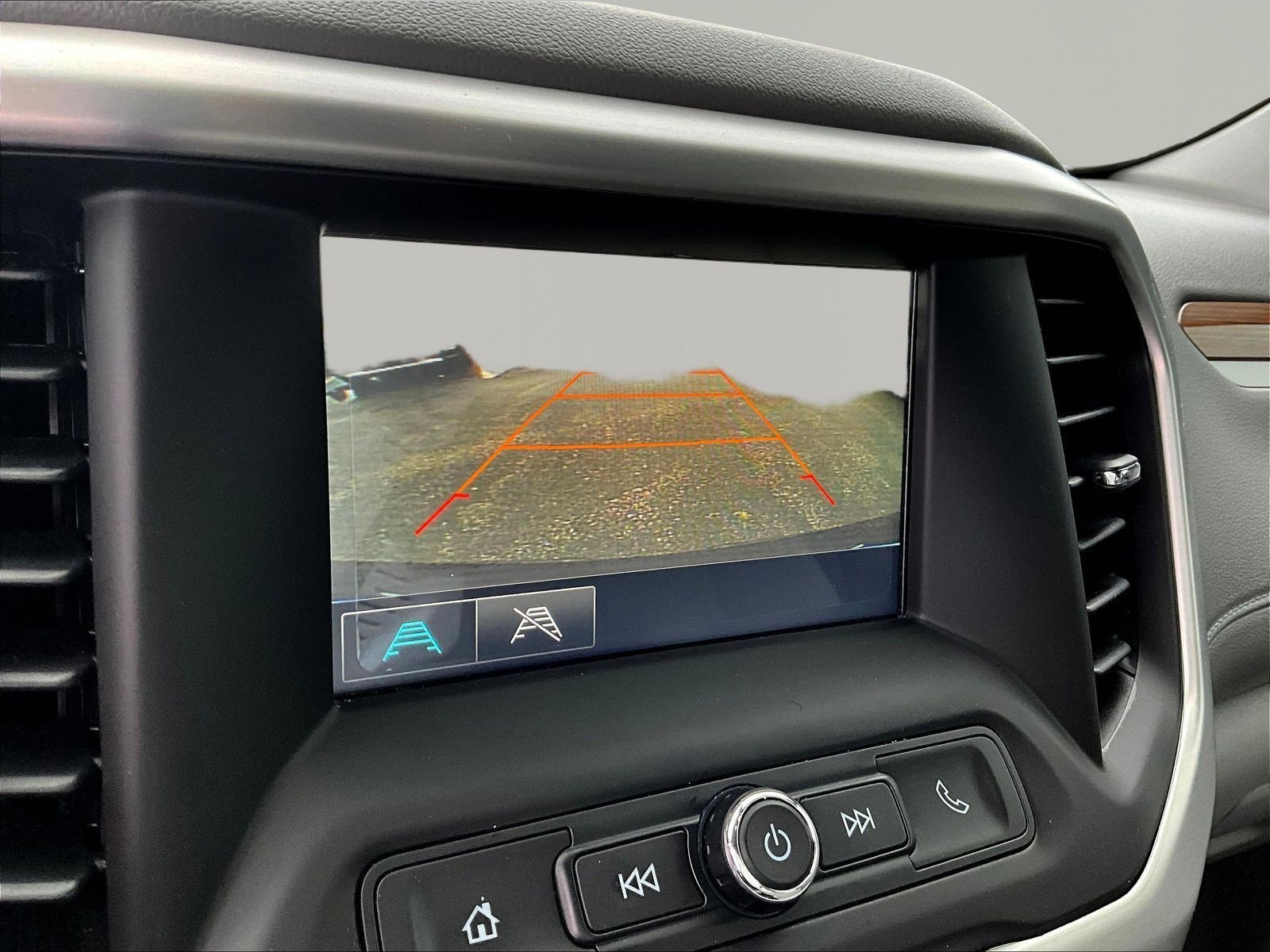 Used 2018 GMC Acadia SLE w/ Driver Alert Package I FWD image 14