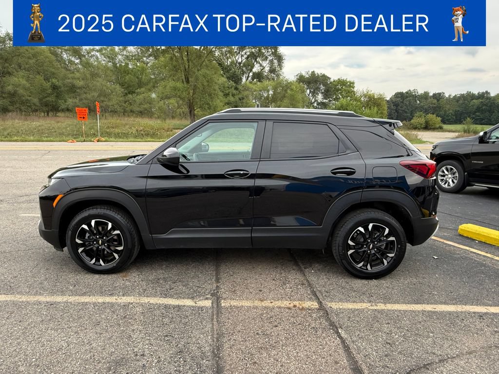 Certified 2023 Chevrolet TrailBlazer LT w/ Convenience Package AWD/4WD image 2