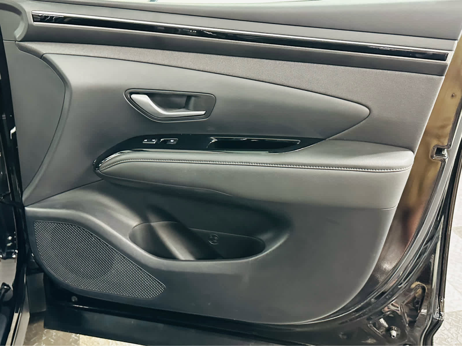 Used 2022 Hyundai Tucson Limited image 24