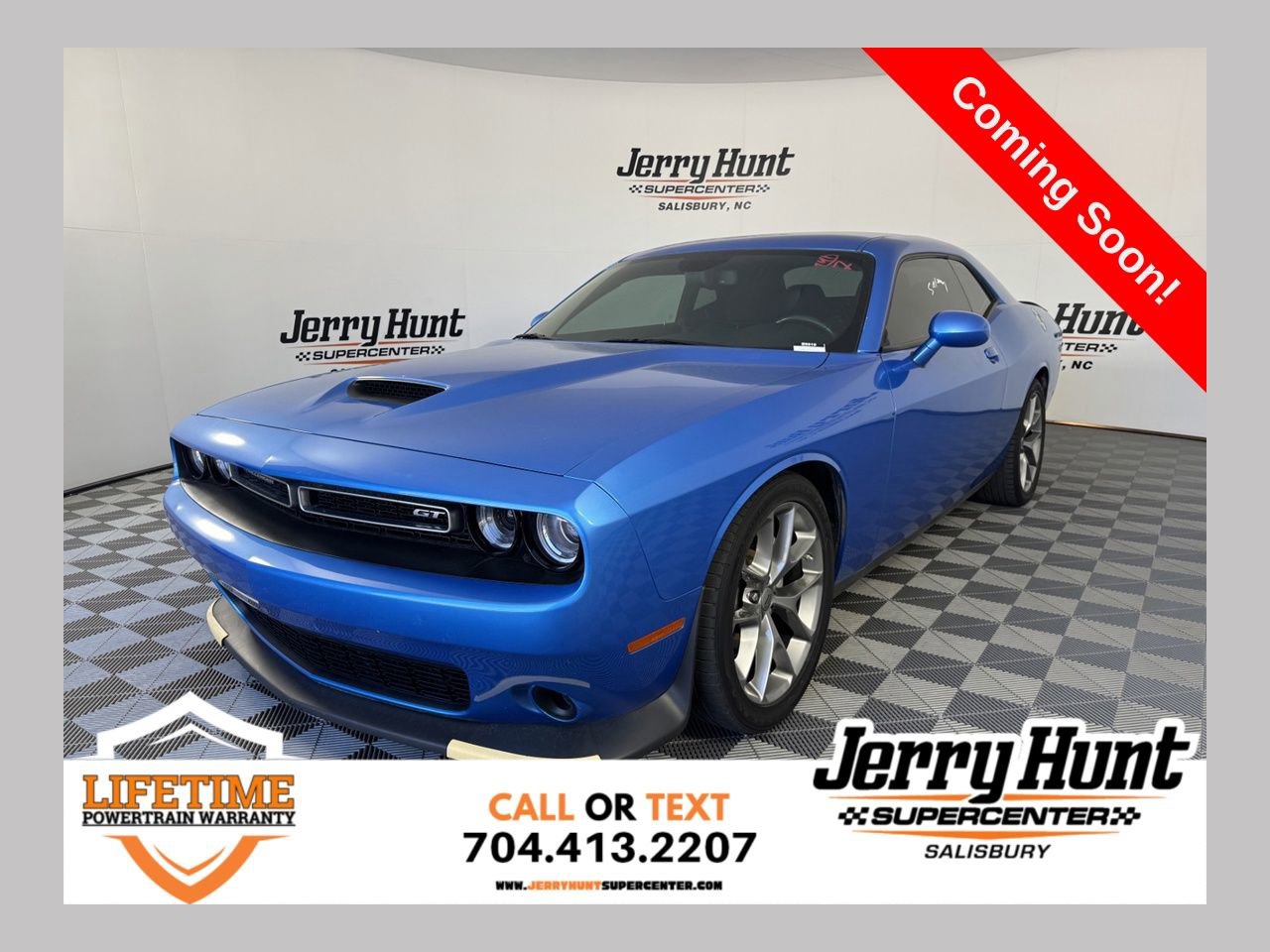 Used 2023 Dodge Challenger GT RWD image 1