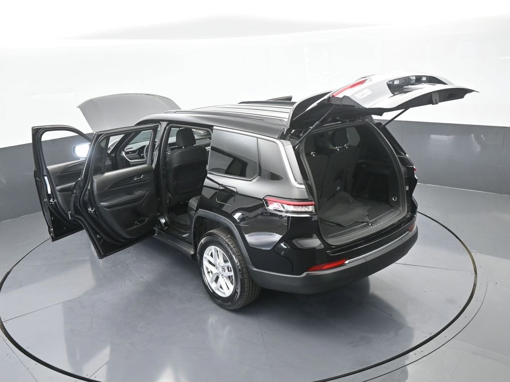 Used 2024 Jeep Grand Cherokee L Laredo image 65