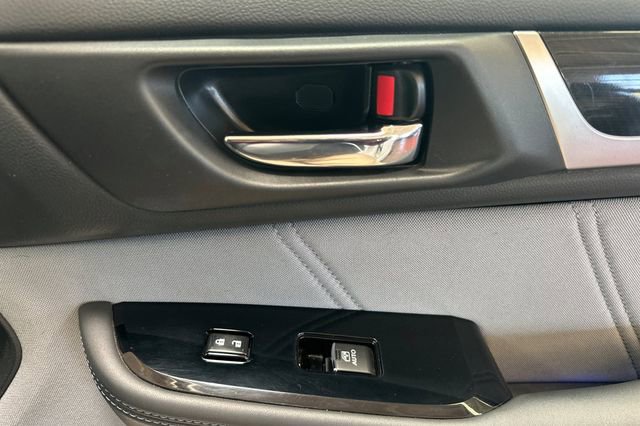 Used 2017 Subaru Legacy 2.5i Sport AWD/4WD image 20