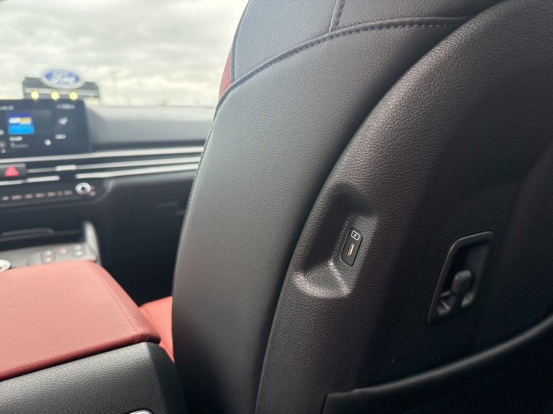 New 2026 Kia Sportage SX Prestige image 23