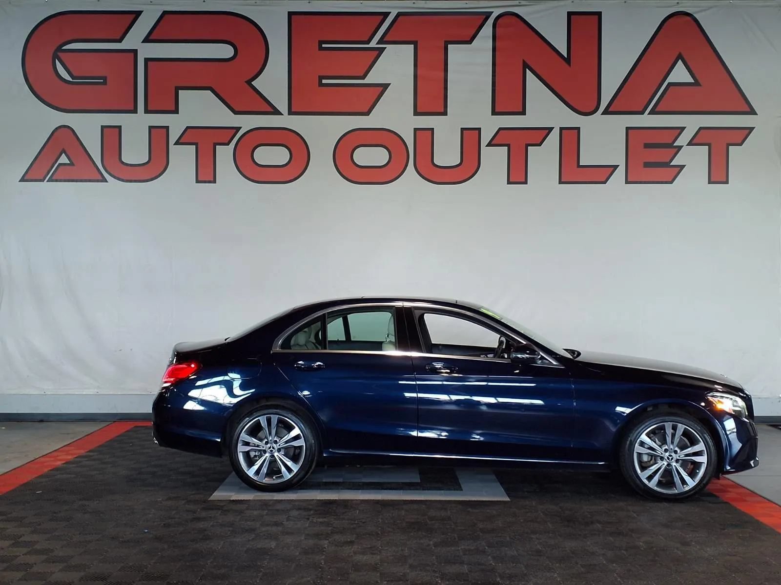 Used 2019 Mercedes-Benz C 300 4MATIC Sedan video 1
