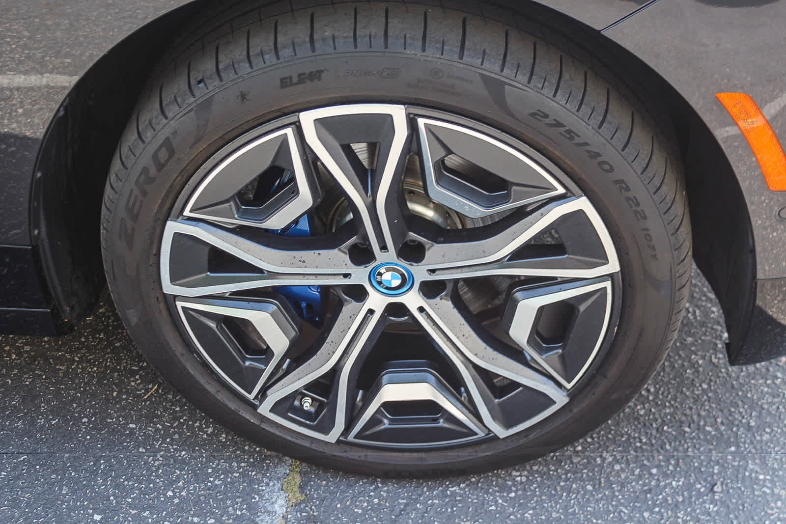 Certified 2024 BMW iX xDrive50 w/ Sport Package AWD/4WD image 9