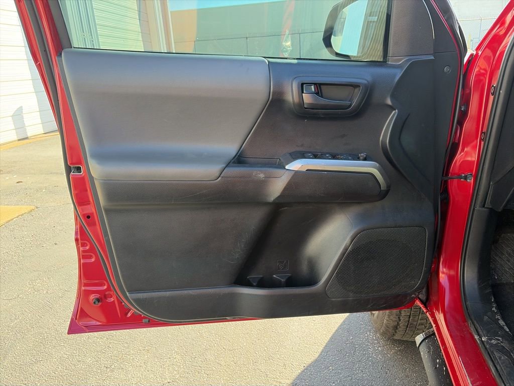 Used 2021 Toyota Tacoma SR5 image 13