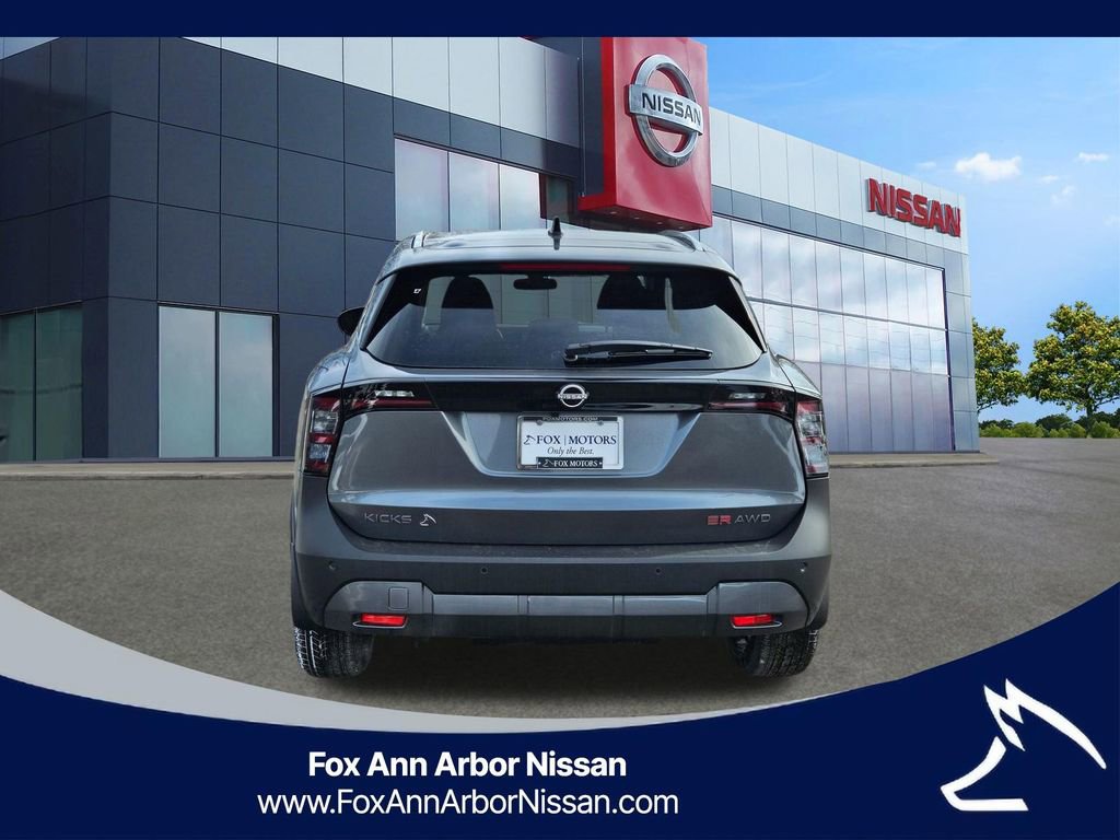 New 2026 Nissan Kicks SR w/ SR Premium Package AWD/4WD image 4