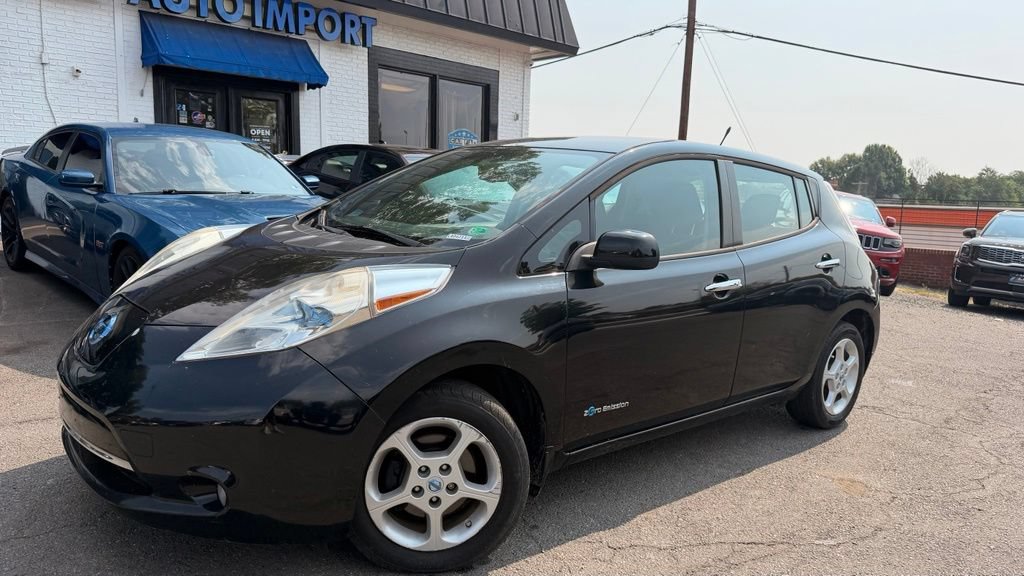 Used 2013 Nissan Leaf FWD image 1
