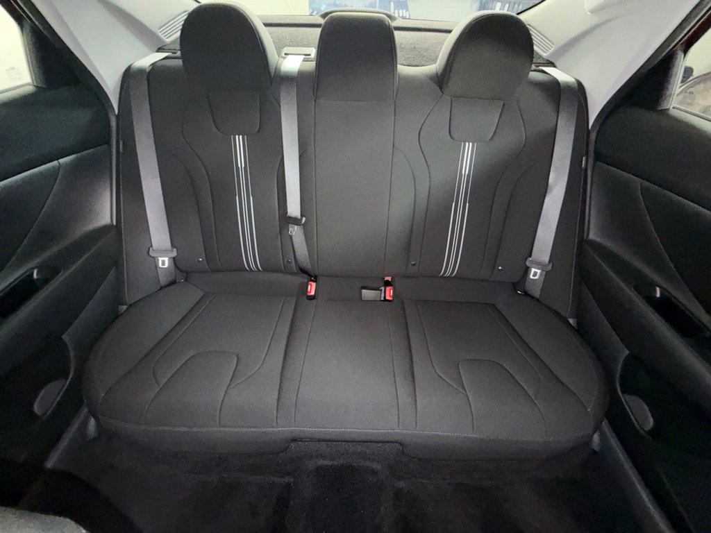 Certified 2025 Hyundai Elantra Hybrid FWD image 24