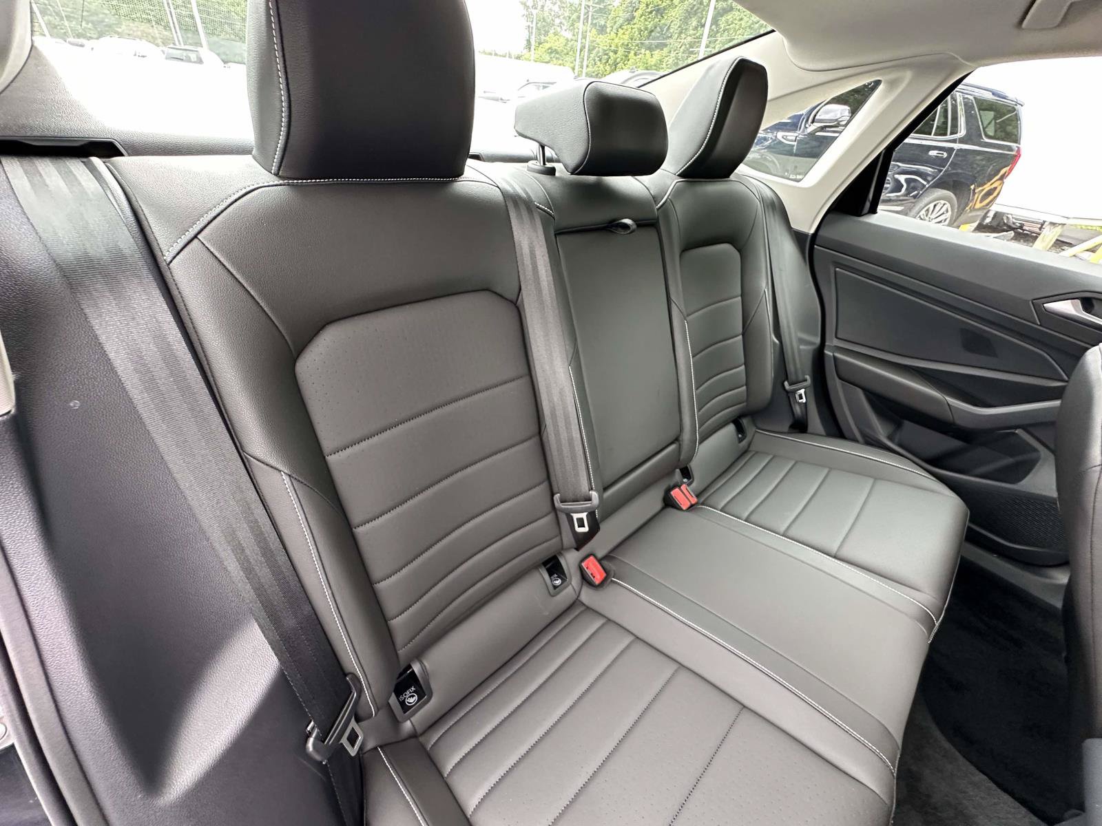 Used 2023 Volkswagen Jetta SE FWD image 29