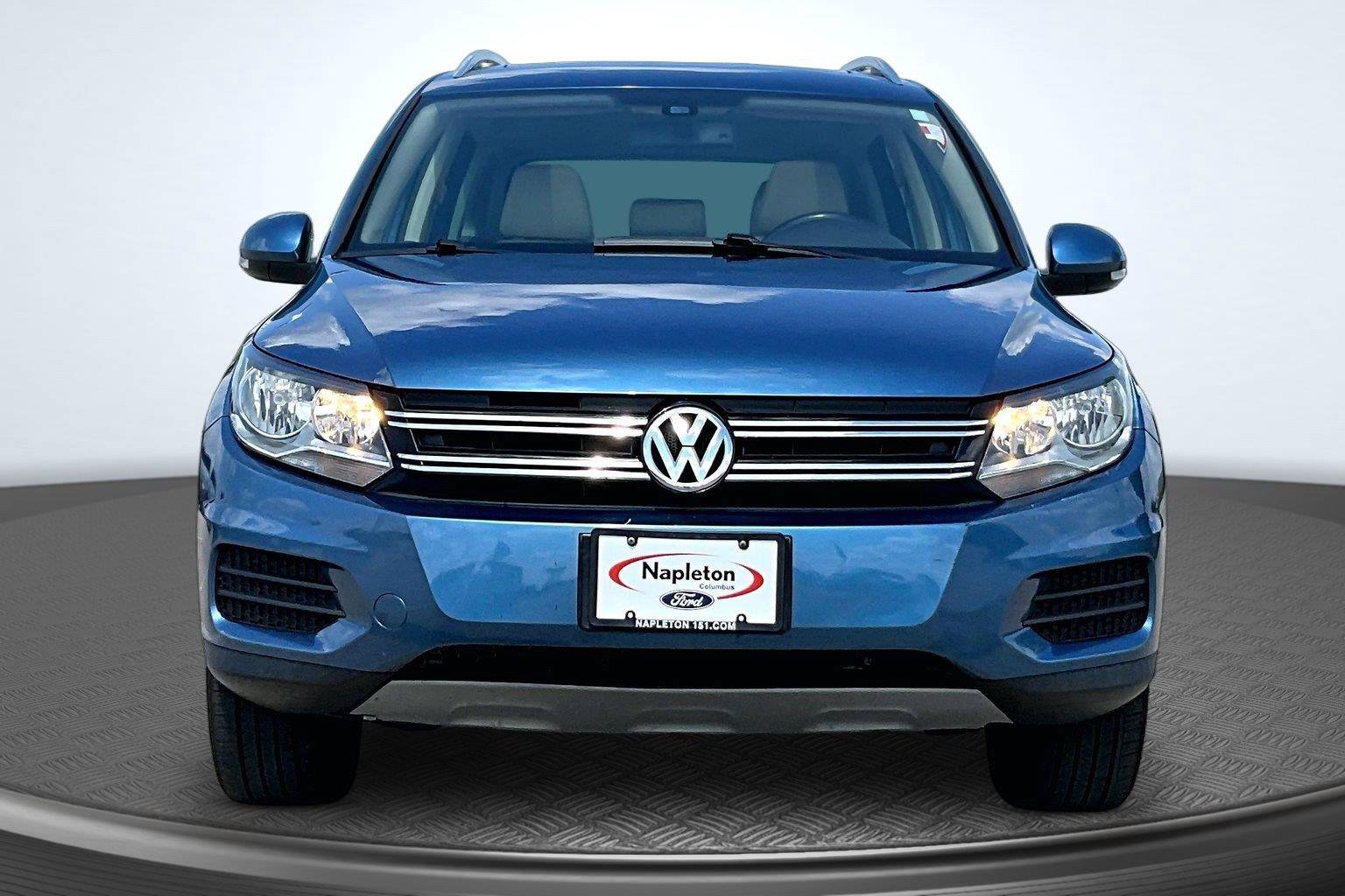 Used 2017 Volkswagen Tiguan Wolfsburg Edition AWD/4WD image 3