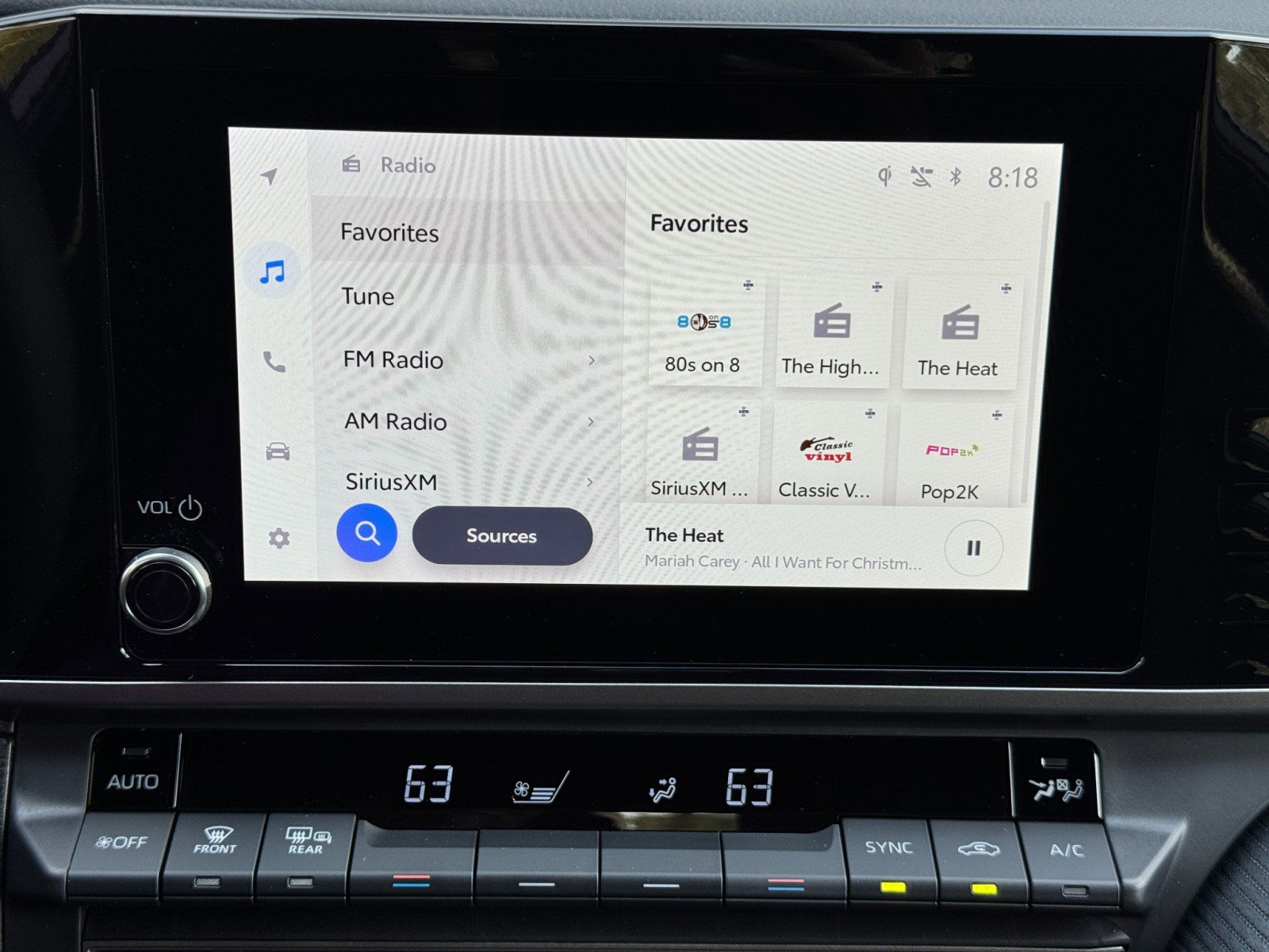 Used 2025 Toyota Camry SE w/ Convenience Package image 23