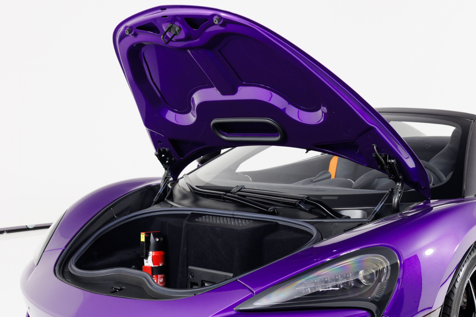 Used 2020 McLaren 600LT Spider RWD image 52
