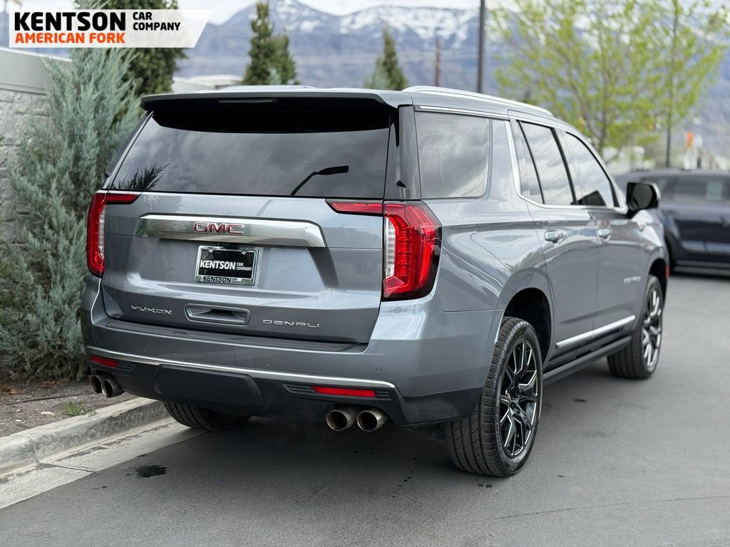 Used 2021 GMC Yukon Denali w/ Denali Premium Package image 9
