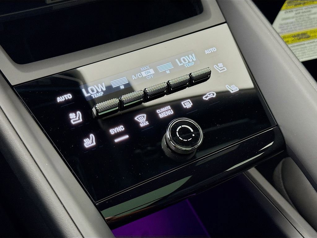 New 2026 Porsche Macan Electric image 22